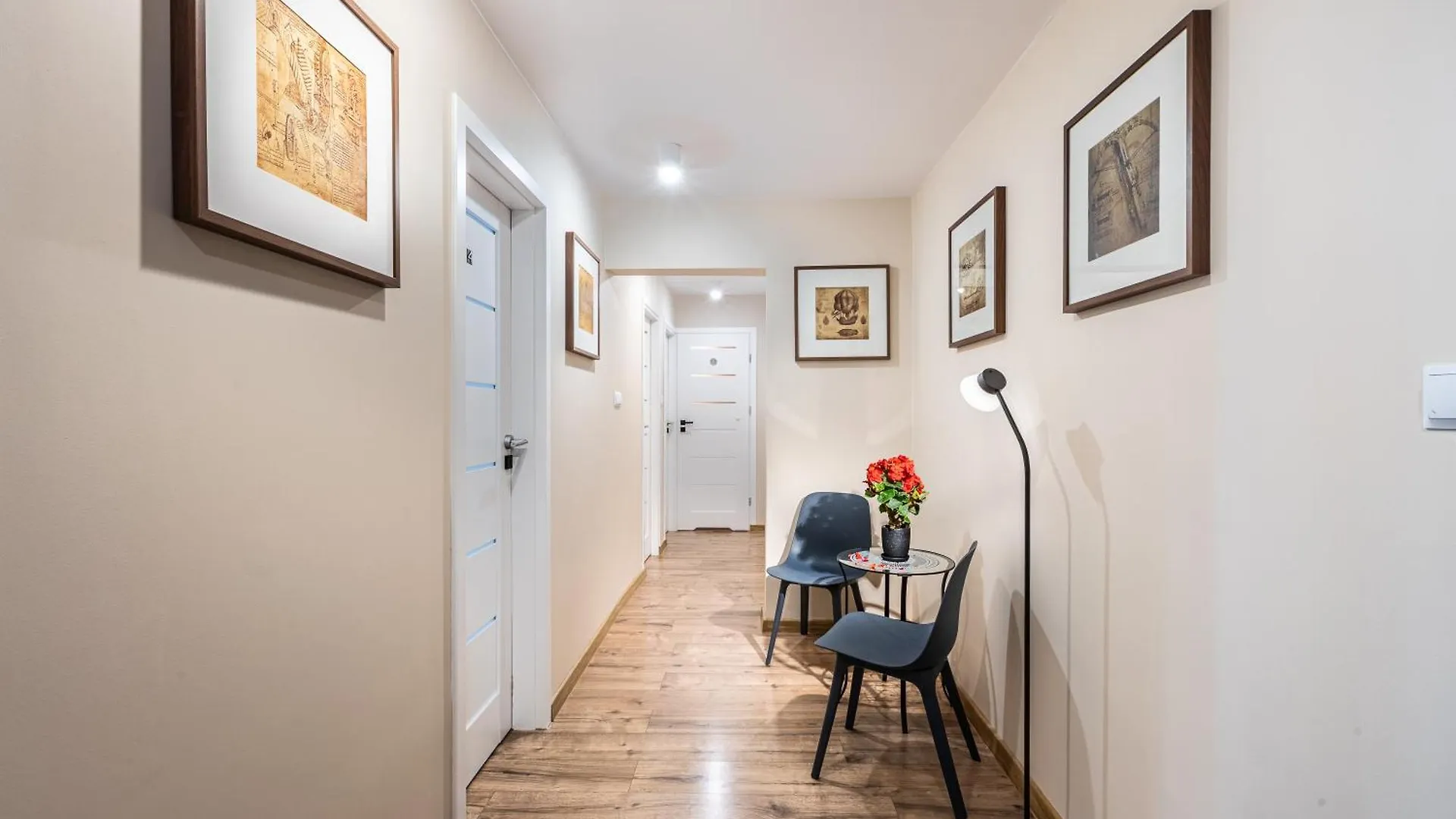 Apart Rooms City Centr Warsaw Poland